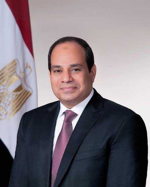 الاتحاد العام للجالية المصرية بفرنسا يهنئ الرئيس السيسي والشعب المصري بعيد الفطر ويدعو بالسلام لمصر والعالم
