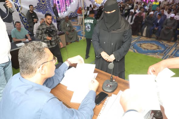 البرقي يطّلع على موقع محطة تحلية مرسى علم المرتقبة بطاقة 10 آلاف متر مكعب .