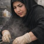 تتعب في صمت وتبتسم في وجه الحياة حكاية أم تُحارب الدنيا من أجل أبنائها