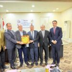 مدير تعليم البحيرة يكرم قائد قطاع مدارس التأسيس العسكري بمحافظتى البحيرة وكفر الشيخ