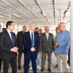 محافظ الفيوم يتفقد تطوير مواقف دمو وسنهور لتعزيز السيولة المرورية