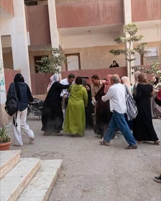 حين تُهان المعلمة داخل لجنة الامتحان.. من يحمي حراس المستقبل؟!
