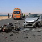 حادث جديد على طريق بحيرة قارون.. وفاة قائد موتوسيكل وإصابة سائق سيارة